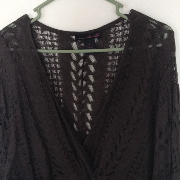 Top - Picture 3 of 4